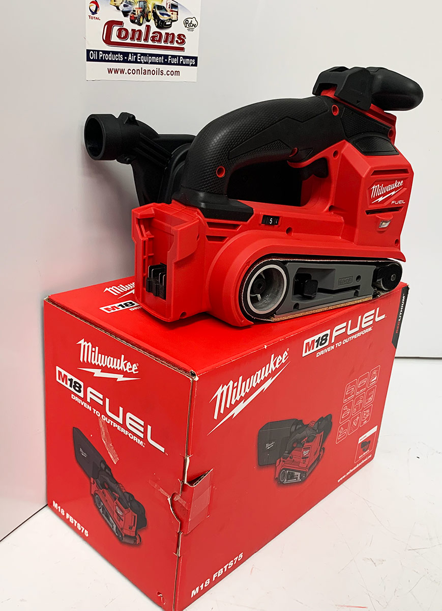 Milwaukee M18FBTS750 FUEL Cordless Belt Sander ubicaciondepersonas